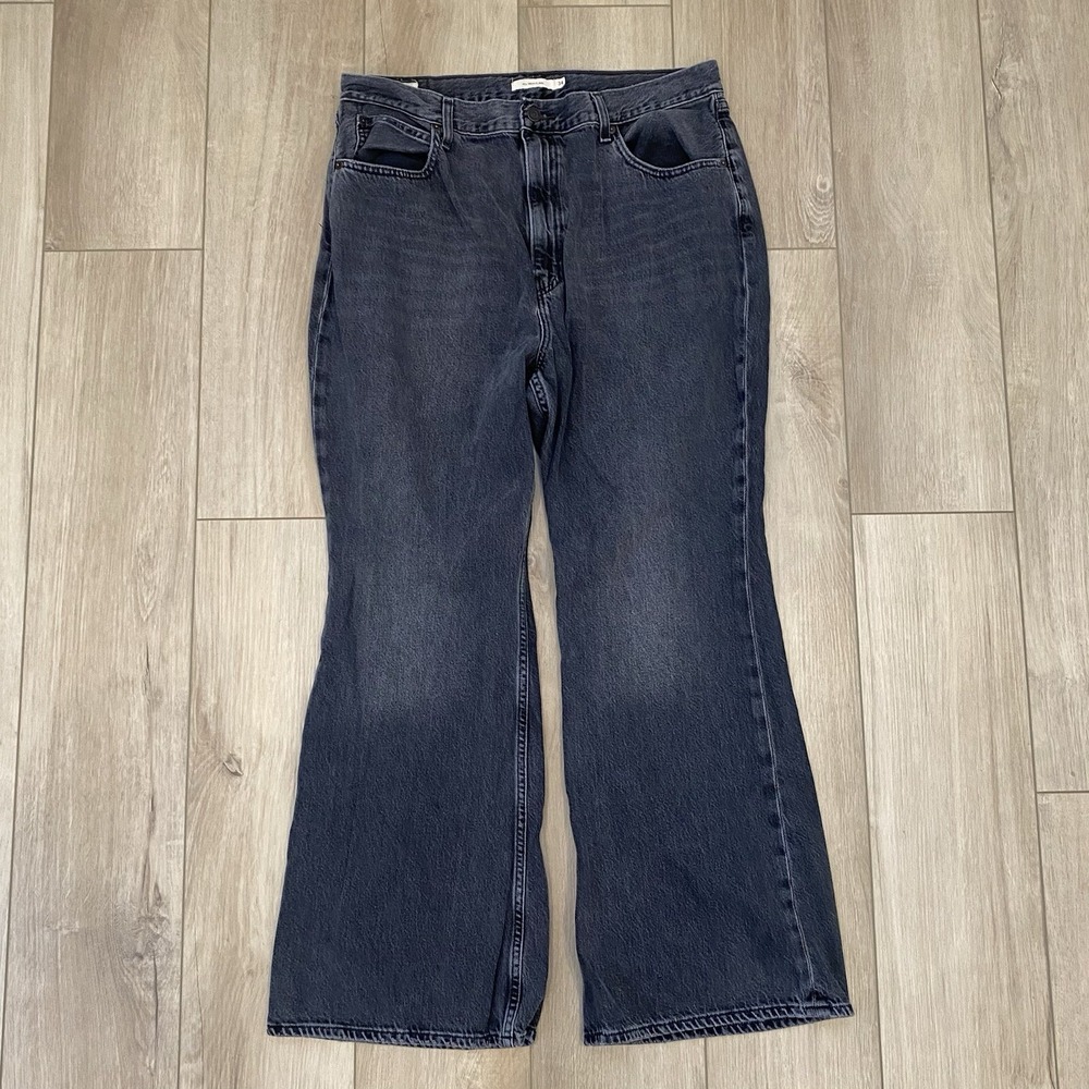 Levis Retro 70s High Rise Flared Black Jeans Women's Size 35 BOHO Western Grunge